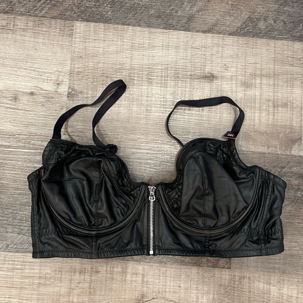 La Senza Wet Look Bra NWT